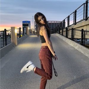 Meet your Posher, Megan